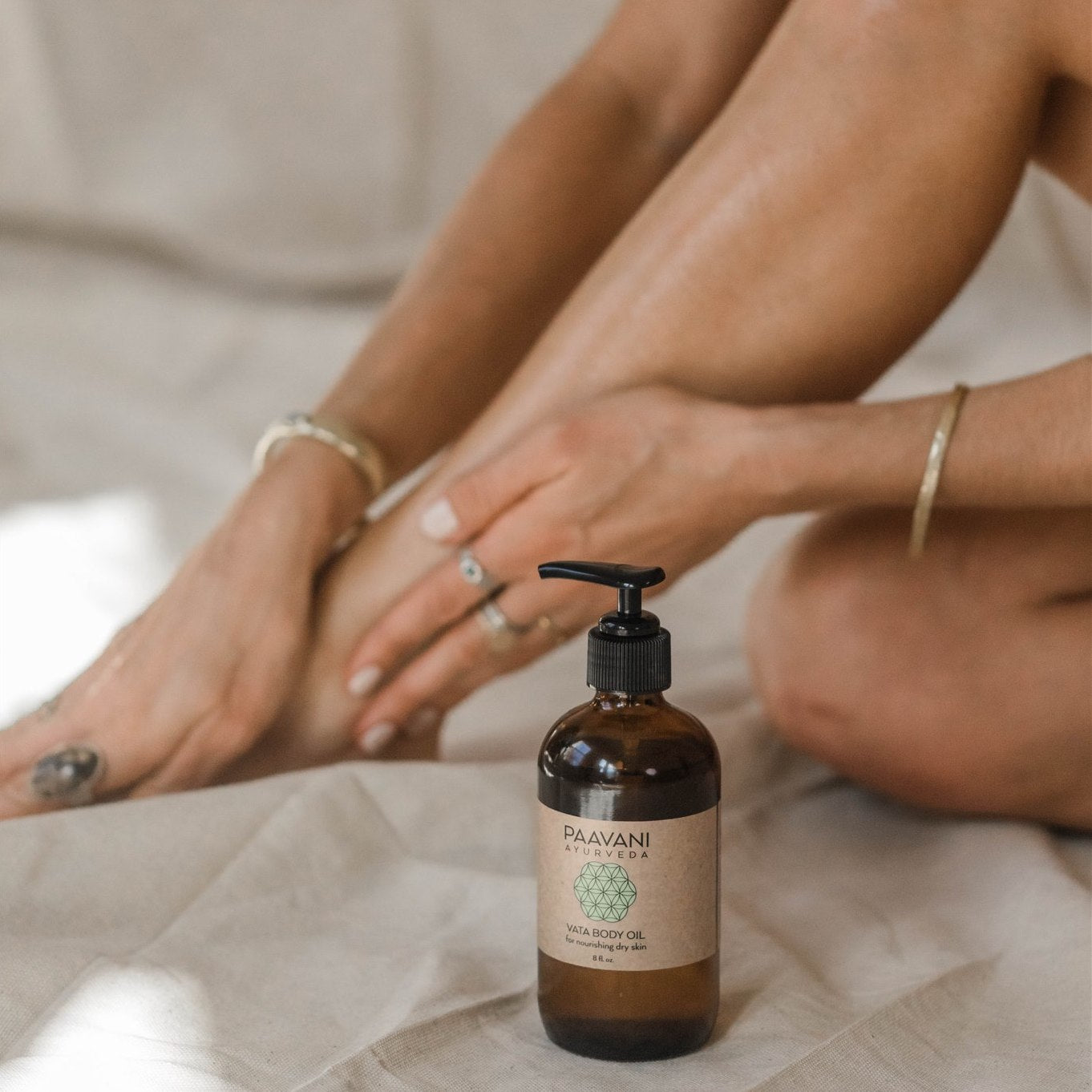 Paavani Ayurveda - Vata Body Oil | Nourishing Ayurvedic Abhyanga Oil for Dry Skin